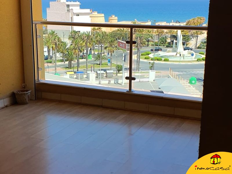 Inmobiliaria - Alcala la Real - Inmocasa - Alquiler vacacional - Piso - Roquetas de Mar - 50m playa - Amueblado - Terraza con vistas - Ascensor - Plazas de garaje - Piscina