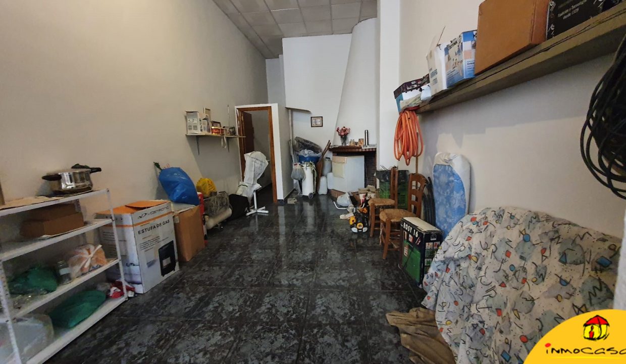 Inmobiliaria - Alcala la Real - Inmocasa - Venta - Piso - Zona Cuartel - Ascensor - Cochera cerrada - Aire acondicionado - Chimenea