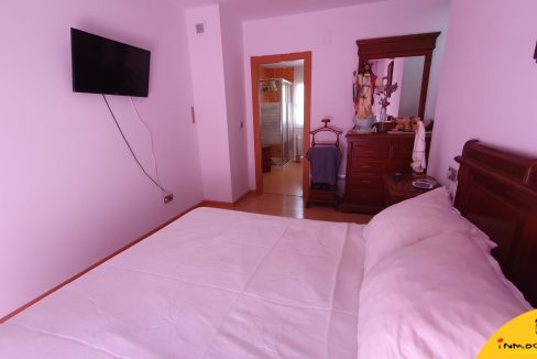 9-Alcala la Real- Inmobiliaria-Inmocasa-Santa Ana- Venta- Casa- Cochera- Terraza- 4 dormitorios- 3 baños