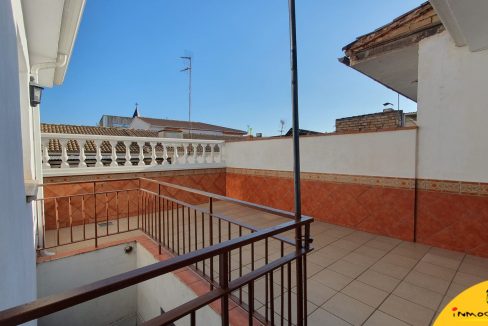 5-Alcala la Real- Inmobiliaria-Inmocasa-Venta-Piso- Reformado-Terraza- Piscina Cubierta