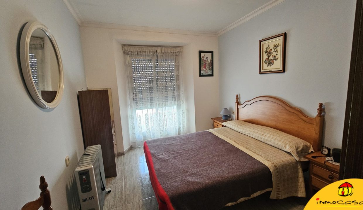 15 - Inmobiliaria - Alcala la Real - Inmocasa - Venta - Casa - Charilla - Centro - Cochera cerrada - Patio - Vistas - Amueblada - Chimenea