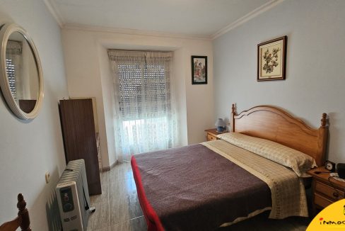 15 - Inmobiliaria - Alcala la Real - Inmocasa - Venta - Casa - Charilla - Centro - Cochera cerrada - Patio - Vistas - Amueblada - Chimenea