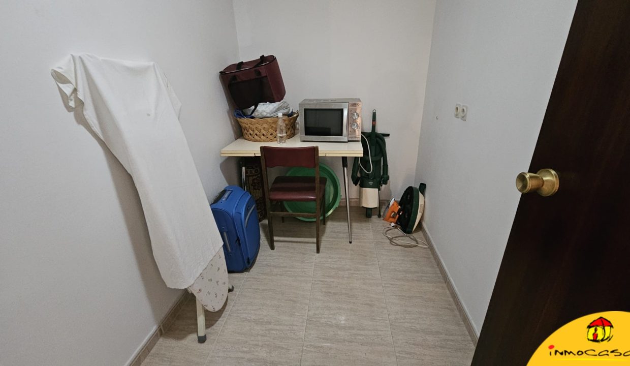 17 - Inmobiliaria - Alcala la Real - Inmocasa - Venta - Casa - Charilla - Centro - Cochera cerrada - Patio - Vistas - Amueblada - Chimenea