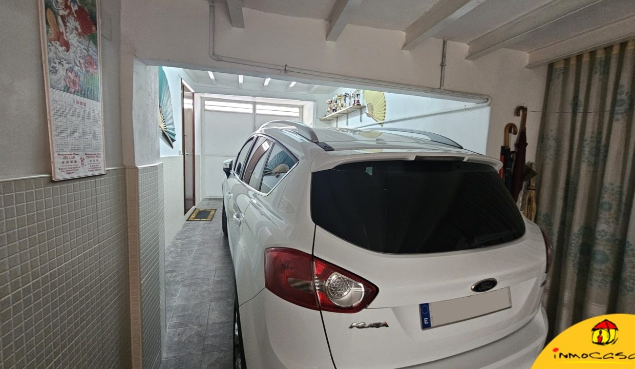 6 - Inmobiliaria - Alcala la Real - Inmocasa - Venta - Casa - Charilla - Centro - Cochera cerrada - Patio - Vistas - Amueblada - Chimenea