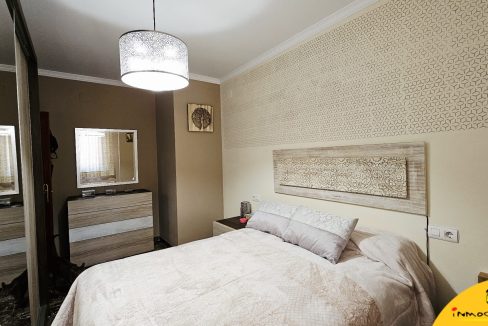 10 - Inmobiliaria - Alcala la Real - Inmocasa - Venta - Piso - Tejuela - Amueblado - Ascensor - Doble orientación - Reformado - Terraza acristalada