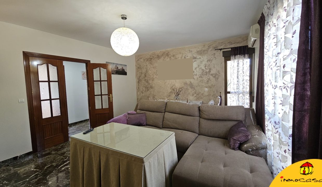 4 - Inmobiliaria - Alcala la Real - Inmocasa - Venta - Piso - Tejuela - Amueblado - Ascensor - Doble orientación - Reformado - Terraza acristalada