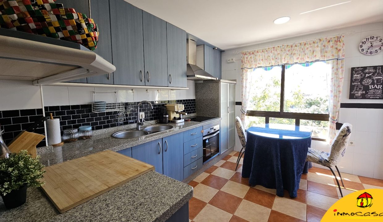 6 - Inmobiliaria - Alcala la Real - Inmocasa - Venta - Piso - Tejuela - Amueblado - Ascensor - Doble orientación - Reformado - Terraza acristalada