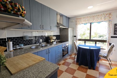 6 - Inmobiliaria - Alcala la Real - Inmocasa - Venta - Piso - Tejuela - Amueblado - Ascensor - Doble orientación - Reformado - Terraza acristalada