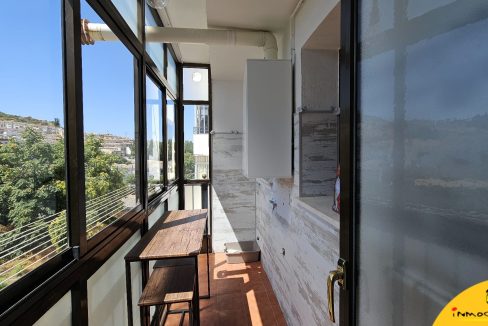 8 - Inmobiliaria - Alcala la Real - Inmocasa - Venta - Piso - Tejuela - Amueblado - Ascensor - Doble orientación - Reformado - Terraza acristalada