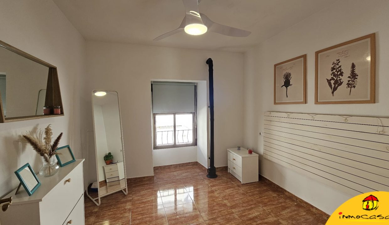 14 - Inmobiliaria - Alcala la Real - Inmocasa - Venta - Casa - Casco Antiguo - Mota - Sin cochera - Reformada - Patio - Terraza - Estufa - Amueblada