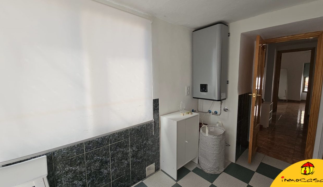 17 - Inmobiliaria - Alcala la Real - Inmocasa - Venta - Casa - Casco Antiguo - Mota - Sin cochera - Reformada - Patio - Terraza - Estufa - Amueblada