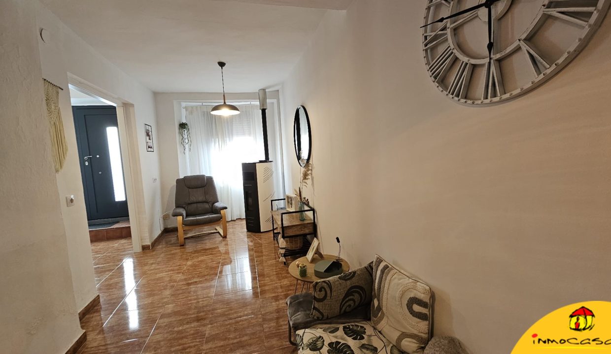 2 - Inmobiliaria - Alcala la Real - Inmocasa - Venta - Casa - Casco Antiguo - Mota - Sin cochera - Reformada - Patio - Terraza - Estufa - Amueblada