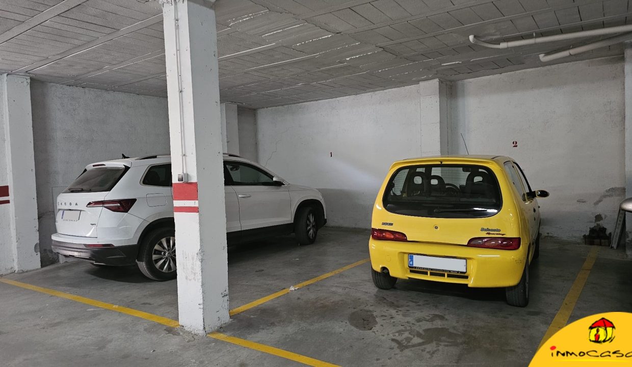 29 - Inmobiliaria - Alcala la Real - Inmocasa - Venta - Dos pisos unidos - Paseo de los Alamos - Ascensor - Garaje - Calefaccion gas - Ultima planta - Aire acondici