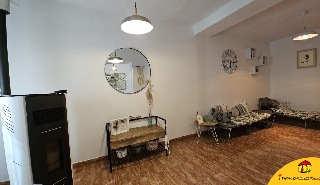 3 - Inmobiliaria - Alcala la Real - Inmocasa - Venta - Casa - Casco Antiguo - Mota - Sin cochera - Reformada - Patio - Terraza - Estufa - Amueblada