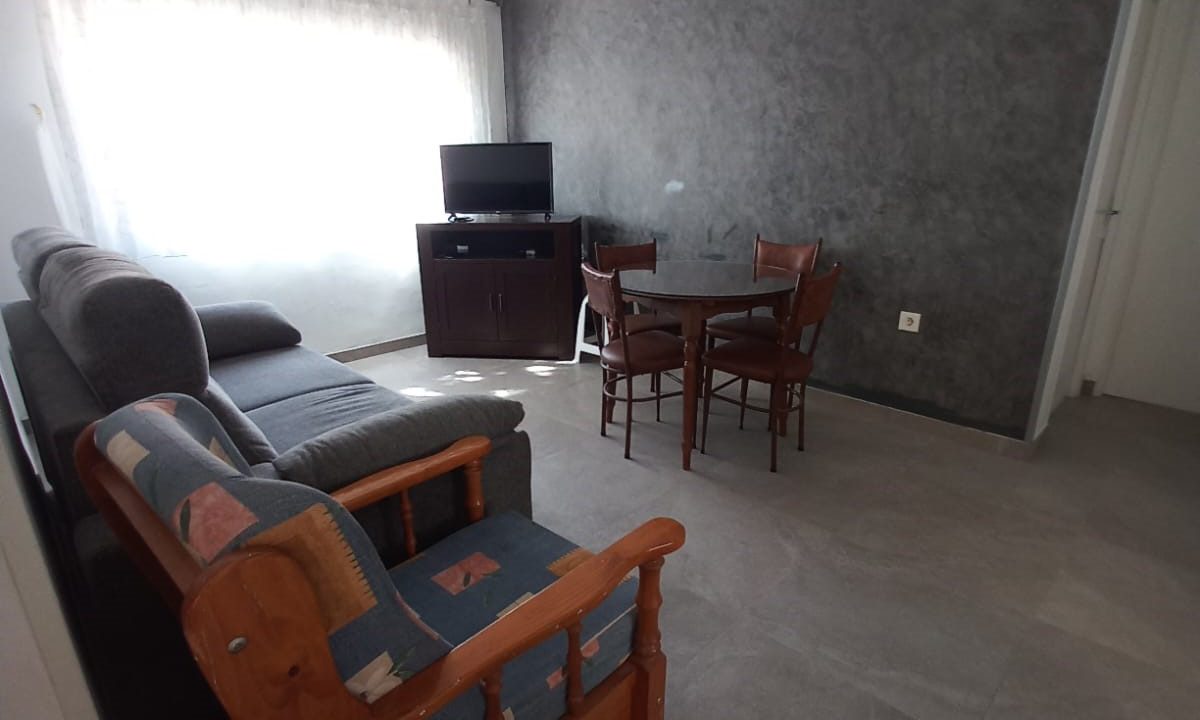 3 - Inmobiliaria - Alcala la Real - Inmocasa - Venta - Piso - Montefrío - Céntrico - Reformado - Vistas - Amueblado - Sin ascensor - Sin garaje