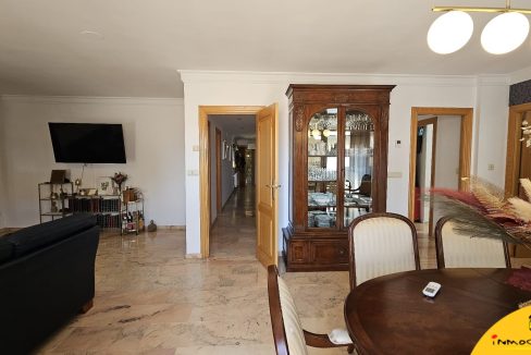 6 - Inmobiliaria - Alcala la Real - Inmocasa - Venta - Dos pisos unidos - Paseo de los Alamos - Ascensor - Garaje - Calefaccion gas - Ultima planta - Aire acondici