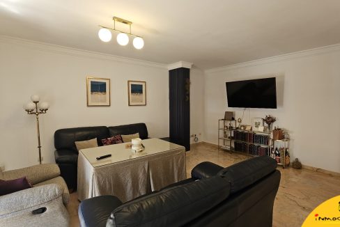 7 - Inmobiliaria - Alcala la Real - Inmocasa - Venta - Dos pisos unidos - Paseo de los Alamos - Ascensor - Garaje - Calefaccion gas - Ultima planta - Aire acondici