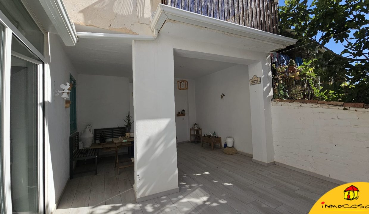 9 - Inmobiliaria - Alcala la Real - Inmocasa - Venta - Casa - Casco Antiguo - Mota - Sin cochera - Reformada - Patio - Terraza - Estufa - Amueblada