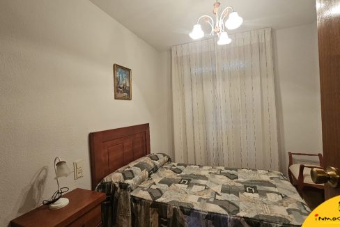 11 - Inmobiliaria - Alcala la Real - Inmocasa - Alquiler - Casa - Zona Mercadona - Cochera cerrada - Patio - Terraza - Amueblada