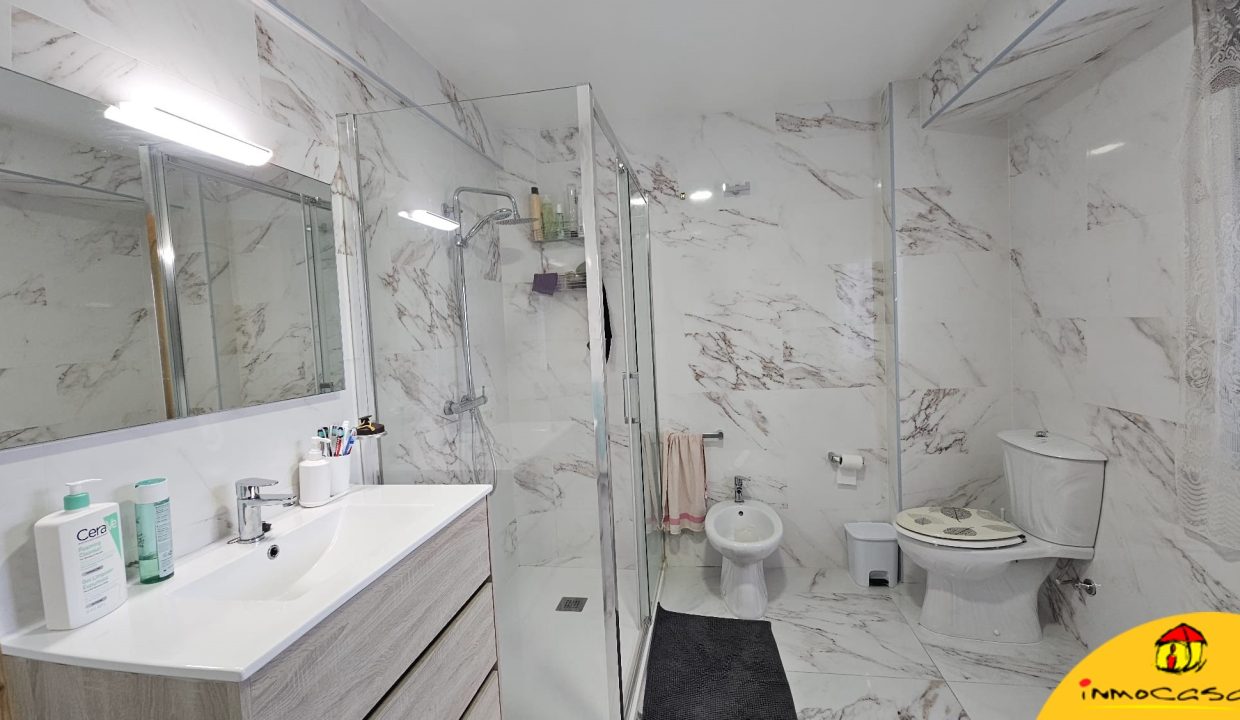 15 - Inmobiliaria - Alcala la Real - Inmocasa - Venta - Casa - Juzgados - Reformada - Patio - Terraza - Amueblada