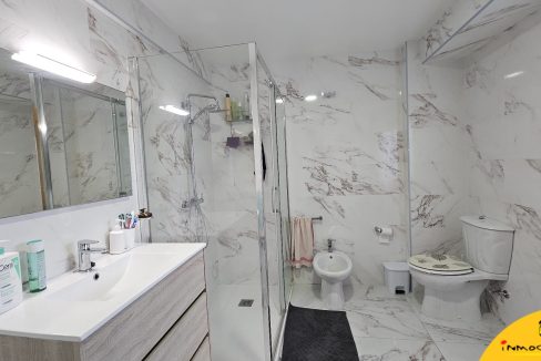 15 - Inmobiliaria - Alcala la Real - Inmocasa - Venta - Casa - Juzgados - Reformada - Patio - Terraza - Amueblada