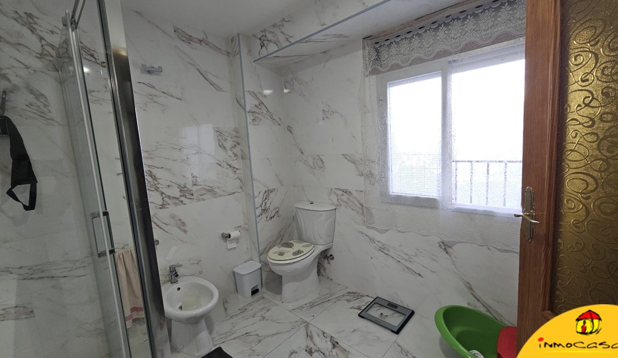 16 - Inmobiliaria - Alcala la Real - Inmocasa - Venta - Casa - Juzgados - Reformada - Patio - Terraza - Amueblada