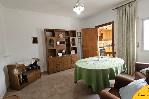 2 - Inmobiliaria - Alcala la Real - Inmocasa - Venta - Casa - La Rabita - Cochera cerrada - Gran Patio - Terraza - Patín - Amueblada - Muy luminosa