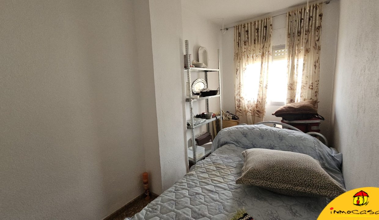 23 - Inmobiliaria - Alcala la Real - Inmocasa - Venta - Casa - La Rabita - Cochera cerrada - Gran Patio - Terraza - Patín - Amueblada - Muy luminosa