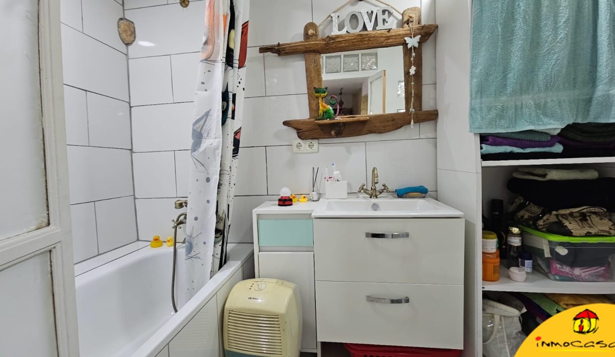 3 - Inmobiliaria - Alcala la Real - Inmocasa - Venta - Casa - Acogedora - Mobiliario opcional