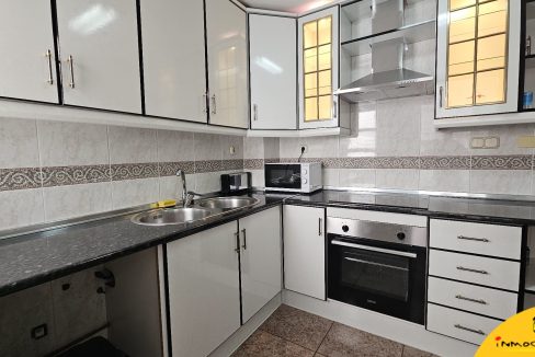 Inmobiliaria - Alcala la Real - Inmocasa - Venta - Piso - Zona Instituto - Ascensor - Garaje - Trastero - Calefacción gas - Amueblado - Orientación Este - Luminoso