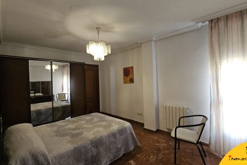 7 - Inmobiliaria - Alcala la Real - Inmocasa - Venta - Piso - Zona Instituto - Ascensor - Garaje - Trastero - Calefacción gas - Amueblado - Orientación Este - Luminoso