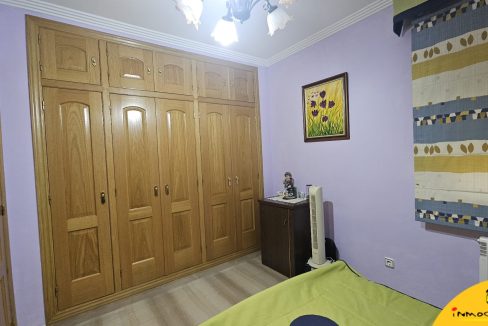 15 - Inmobiliaria - Alcala la Real - Inmocasa - Venta - Piso - Ascensor - Garaje - Trastero - Calefacción gas - Orientación Suroeste - Luminoso - Vistas - Equipado - Aire