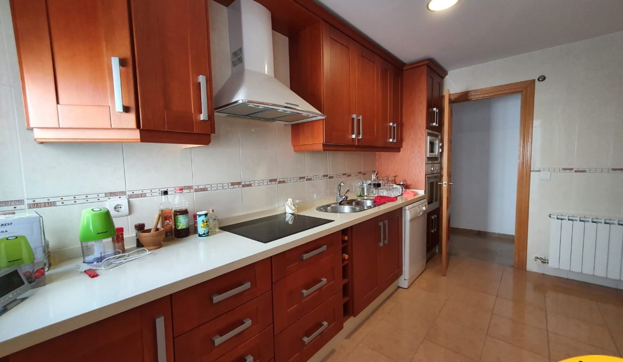 3 - Inmobiliaria - Alcala la Real - Inmocasa - Alquiler - Piso - Zona Tejuela - Amueblado - Ascensor - Garaje - Calefacción gas - Aire acondicionado - Vistas