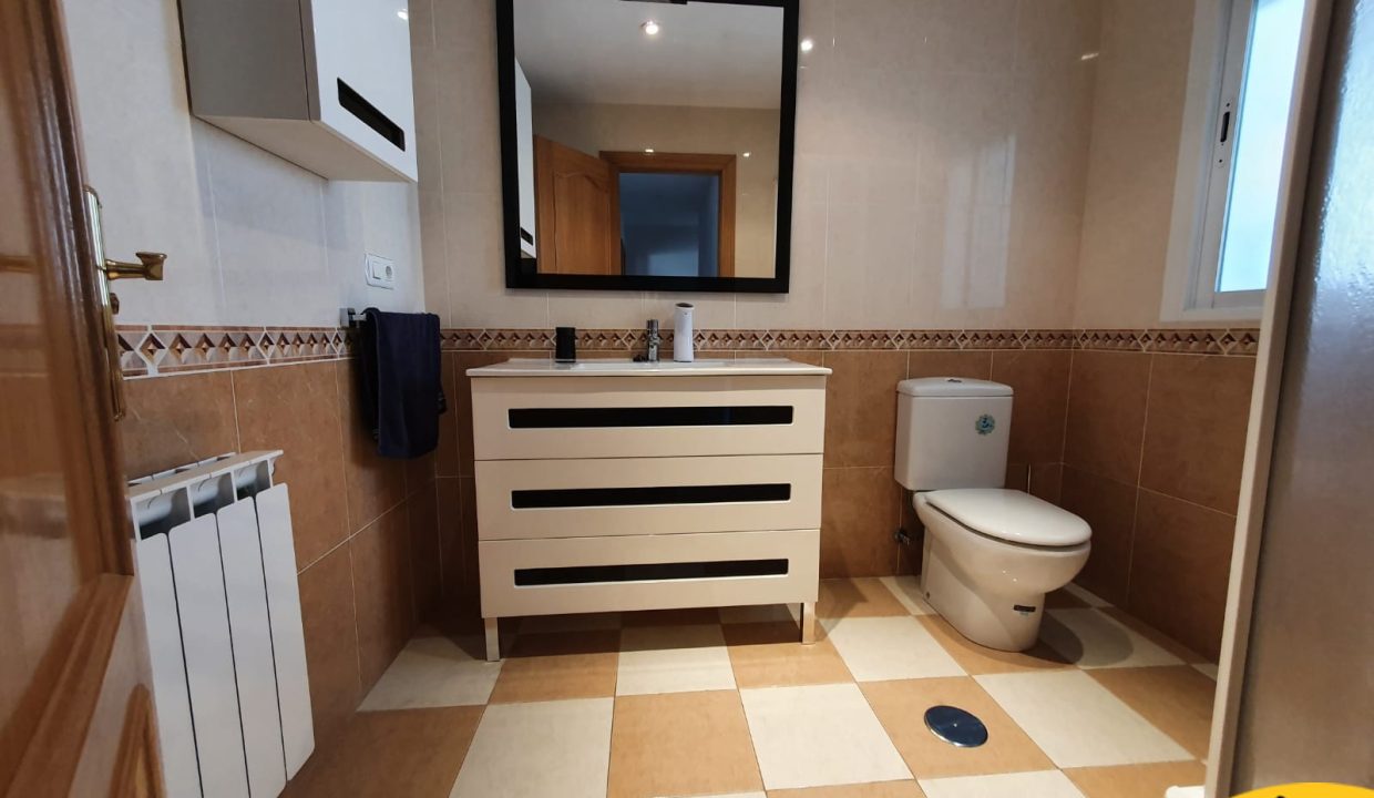 6 - Inmobiliaria - Alcala la Real - Inmocasa - Alquiler - Piso - Zona Tejuela - Amueblado - Ascensor - Garaje - Calefacción gas - Aire acondicionado - Vistas