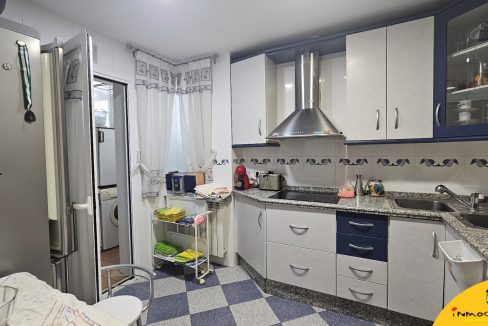 6 - Inmobiliaria - Alcala la Real - Inmocasa - Venta - Piso - Ascensor - Garaje - Trastero - Calefacción gas - Orientación Suroeste - Luminoso - Vistas - Equipado - Aire