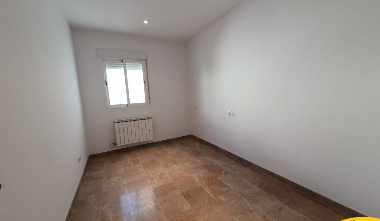 7 - Inmobiliaria - Alcala la Real - Inmocasa - Alquiler - Piso - Zona Tejuela - Amueblado - Ascensor - Garaje - Calefacción gas - Aire acondicionado - Vistas