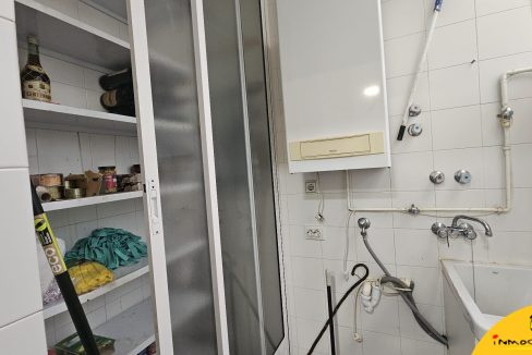 8 - Inmobiliaria - Alcala la Real - Inmocasa - Venta - Piso - Ascensor - Garaje - Trastero - Calefacción gas - Orientación Suroeste - Luminoso - Vistas - Equipado - Aire