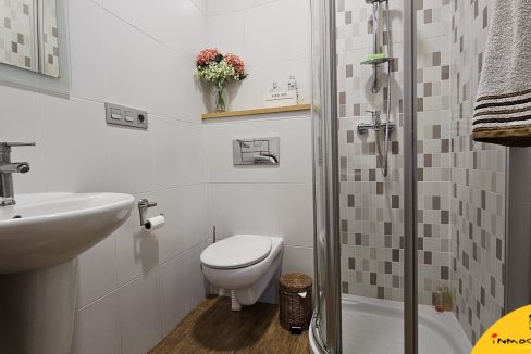 10 - Inmobiliaria - Alcala la Real - Inmocasa - Venta - Casa - Cauchil - Cochera - Cocinón - Chimenea - Terraza - Vistas - Orientación Suroeste - Calefacción gasoil