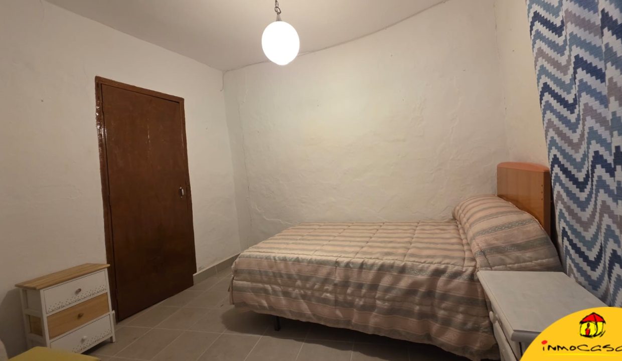 12 - Inmobiliaria - Alcala la Real - Inmocasa - Venta - Casa - Económica - Zona Casco Antiguo - La Mota - Especial aceituneros - Amueblada