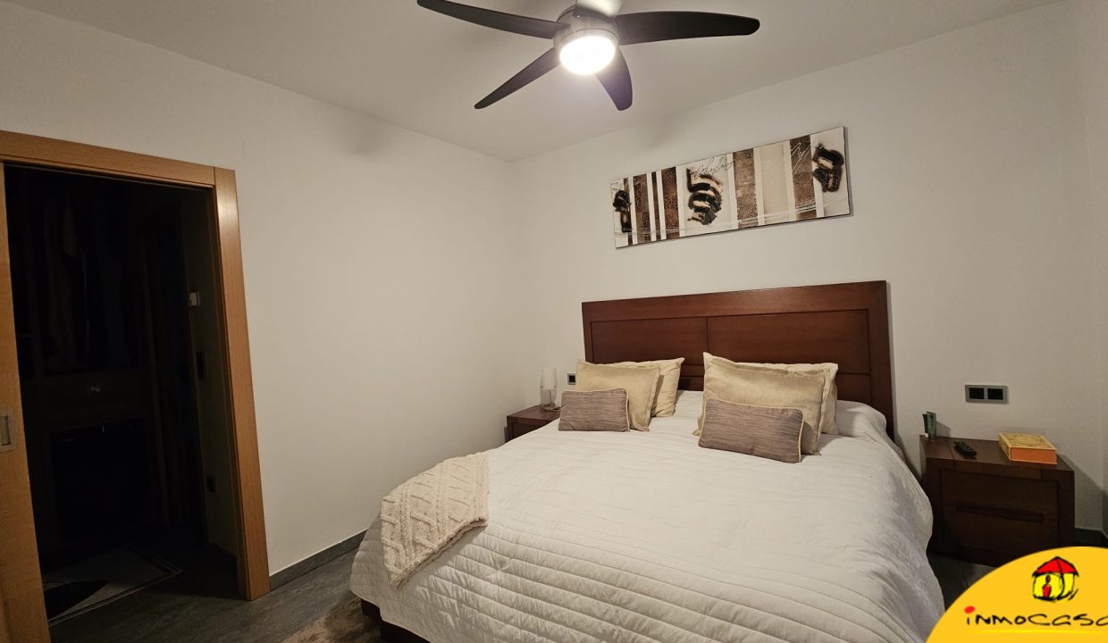 18 - Inmobiliaria - Alcala la Real - Inmocasa - Venta - Casa - Cauchil - Cochera - Cocinón - Chimenea - Terraza - Vistas - Orientación Suroeste - Calefacción gasoil