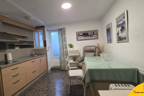 Inmobiliaria - Alcala la Real - Inmocasa - Venta - Casa - Económica - Zona Casco Antiguo - La Mota - Especial aceituneros - Amueblada