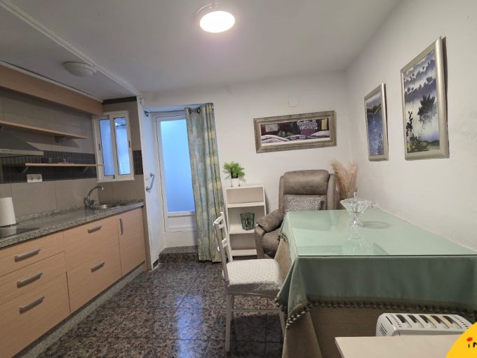 Inmobiliaria - Alcala la Real - Inmocasa - Venta - Casa - Económica - Zona Casco Antiguo - La Mota - Especial aceituneros - Amueblada