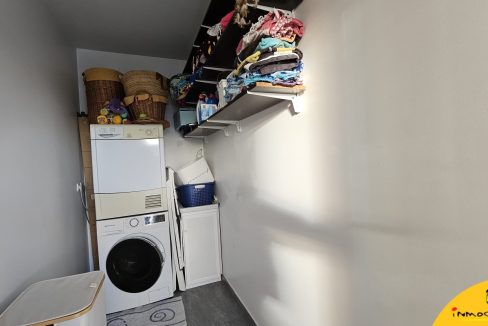 27 - Inmobiliaria - Alcala la Real - Inmocasa - Venta - Casa - Cauchil - Cochera - Cocinón - Chimenea - Terraza - Vistas - Orientación Suroeste - Calefacción gasoil