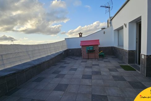 28 - Inmobiliaria - Alcala la Real - Inmocasa - Venta - Casa - Cauchil - Cochera - Cocinón - Chimenea - Terraza - Vistas - Orientación Suroeste - Calefacción gasoil