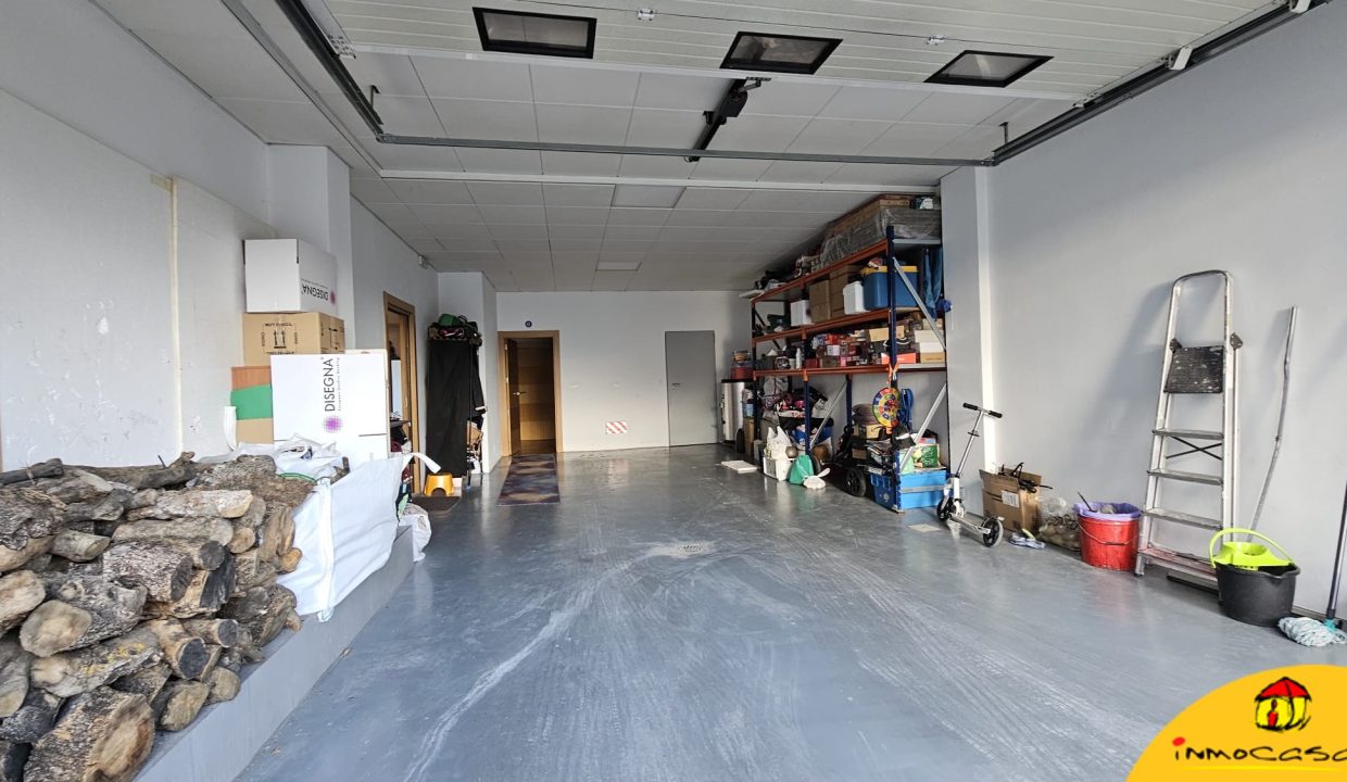 3 - Inmobiliaria - Alcala la Real - Inmocasa - Venta - Casa - Cauchil - Cochera - Cocinón - Chimenea - Terraza - Vistas - Orientación Suroeste - Calefacción gasoil