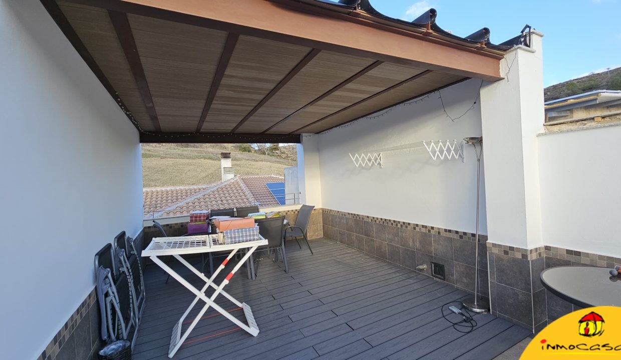 30 - Inmobiliaria - Alcala la Real - Inmocasa - Venta - Casa - Cauchil - Cochera - Cocinón - Chimenea - Terraza - Vistas - Orientación Suroeste - Calefacción gasoil