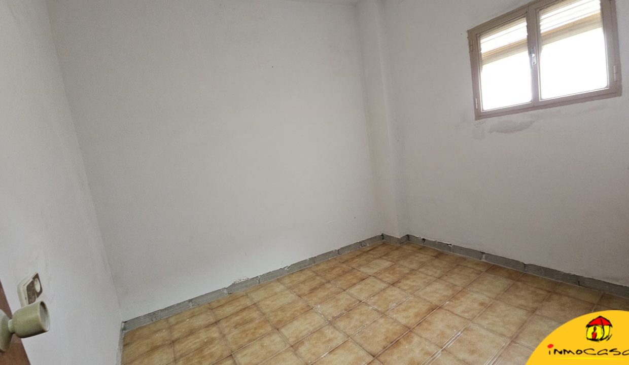 5 - Inmobiliaria - Alcala la Real - Inmocasa - Venta - Casa - Barata - Económica - Necesita reforma íntegra - Amplitud