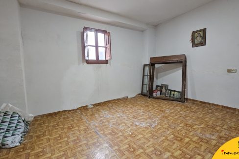 6 - Inmobiliaria - Alcala la Real - Inmocasa - Venta - Casa - Barata - Económica - Necesita reforma íntegra - Amplitud