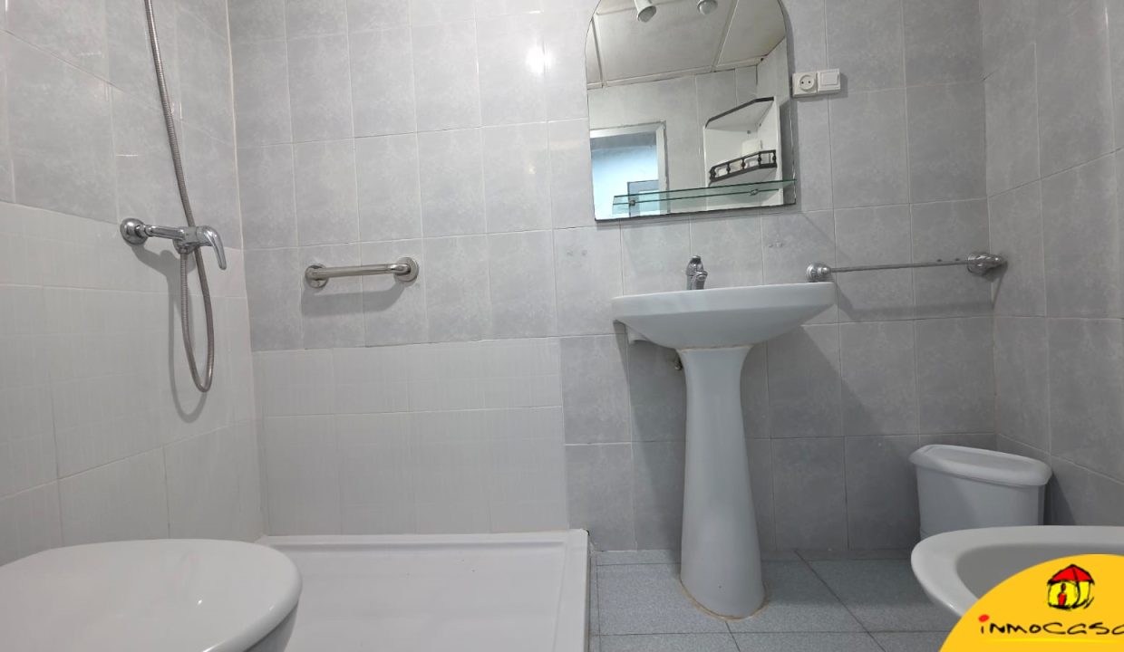 6 - Inmobiliaria - Alcala la Real - Inmocasa - Venta - Casa - Económica - Zona Casco Antiguo - La Mota - Especial aceituneros - Amueblada