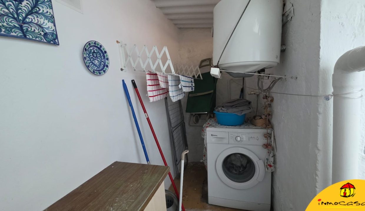 8 - Inmobiliaria - Alcala la Real - Inmocasa - Venta - Casa - Económica - Zona Casco Antiguo - La Mota - Especial aceituneros - Amueblada